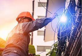 Electrical Excellence in Tampa: Choosing the Best Electrician for Your Needs post thumbnail image
